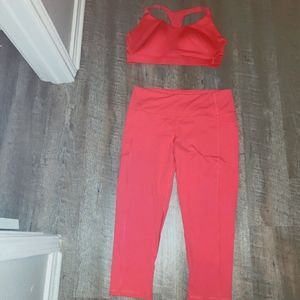VS sport bra & capri set
